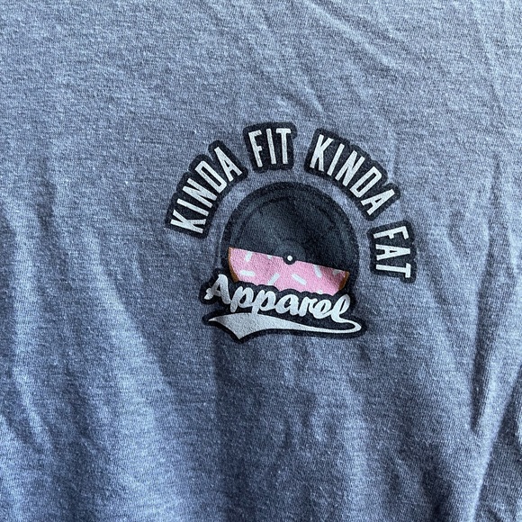 KINDA FIT KINDA FAT KFKF making gainz both ways est. 2017 XS - Picture 2 of 4